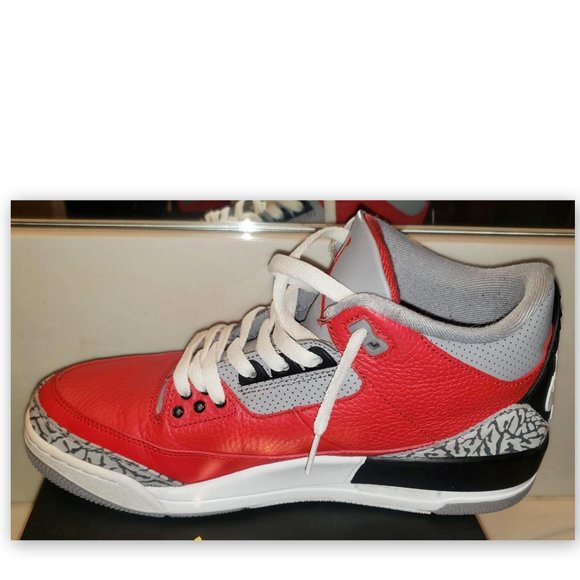 MENS NIKE AIR JORDAN 3 RETRO- AUTHENTICATED/VERIFIED BY GOAT main image 12